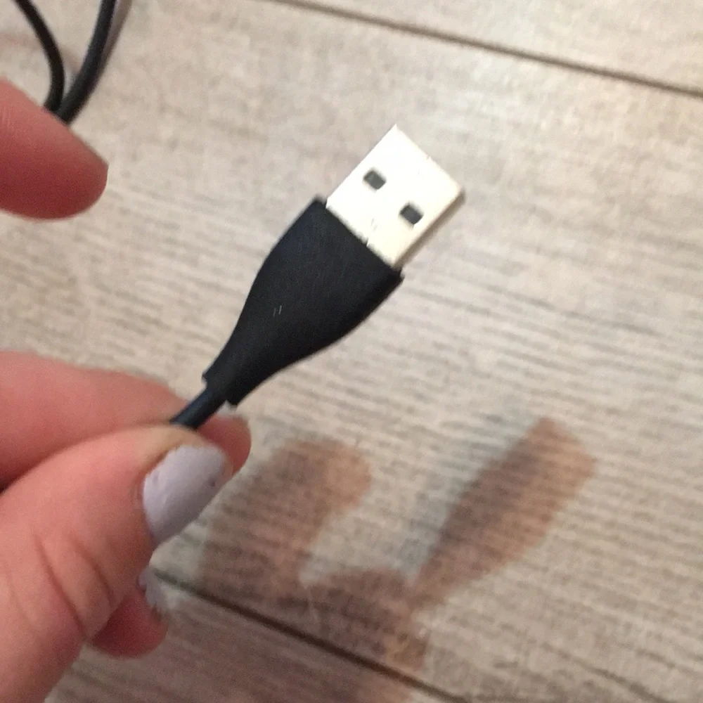 A fit-bit one watch. It’s new new.